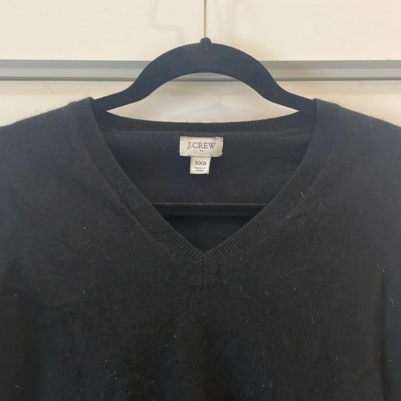J. Crew Black V-neck sweater size xxs - Picture 2 of 7